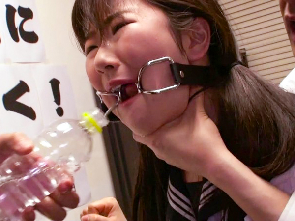 ＜媚薬調教×JKレイプ＞「熱い…熱い…」女子高生にヤバイ薬を飲ませ犯した！ハードな快感で精神崩壊寸前＆中出しアクメ！